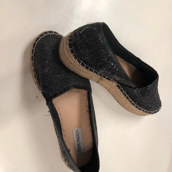 Steve Madden Black Glitter Slip On Wedge Mule - Picture 4 of 6
